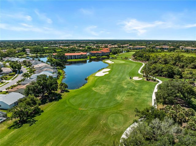 9330 CLUBSIDE CIRCLE 3207, Sarasota, FL 34238