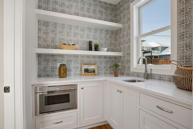 5105 Windsor Avenue, Edina, MN 55436