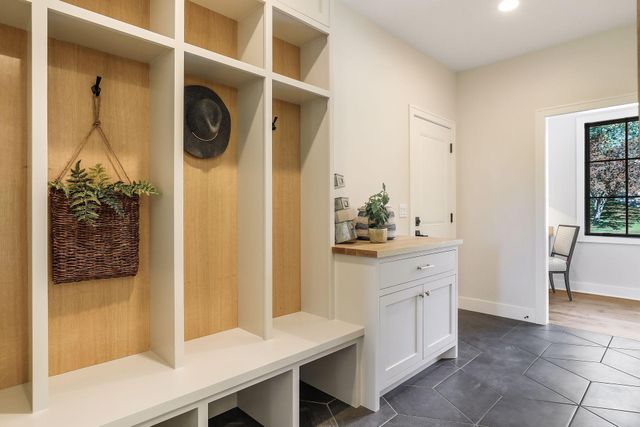 5105 Windsor Avenue, Edina, MN 55436