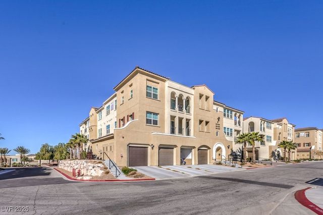 2555 Hampton Road 8202, Henderson, NV 89052