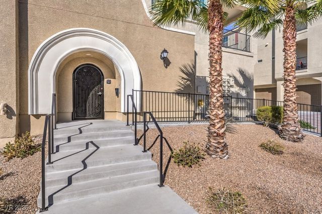 2555 Hampton Road 8202, Henderson, NV 89052