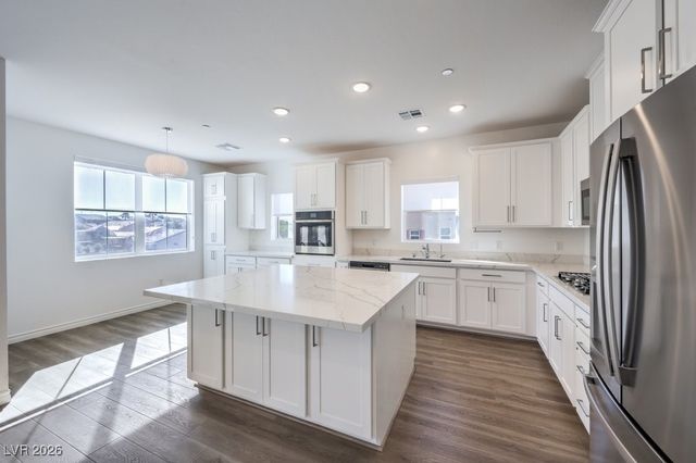 2555 Hampton Road 8202, Henderson, NV 89052