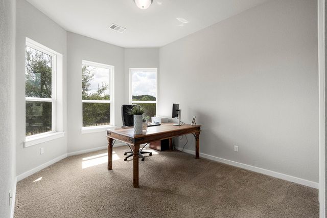 520 Hazy Hills LOOP, Dripping Springs, TX 78620