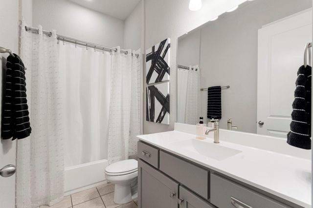 520 Hazy Hills LOOP, Dripping Springs, TX 78620