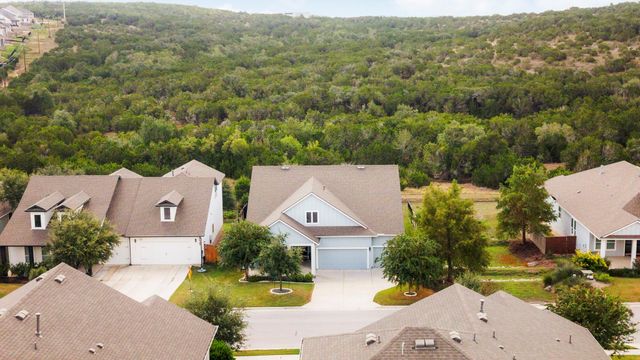 520 Hazy Hills LOOP, Dripping Springs, TX 78620