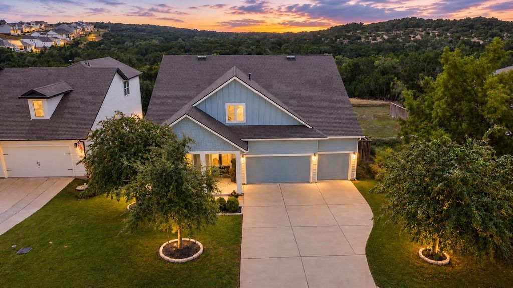 520 Hazy Hills LOOP, Dripping Springs, TX 78620