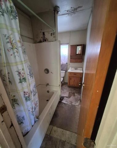 2734 E Taylor Street, Brownsville, TX 78520