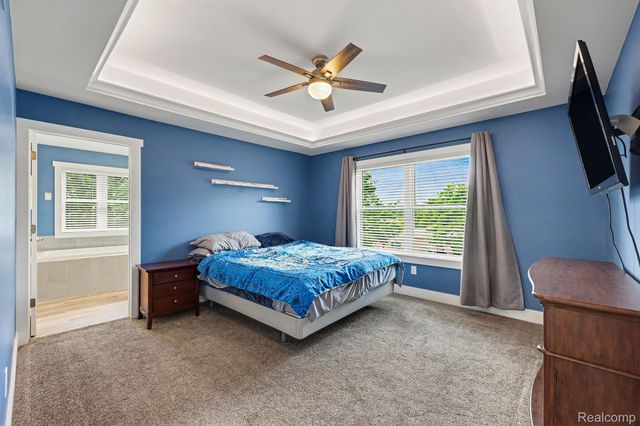 1660 Winthrop Road, Bloomfield Charter Township, MI 48302