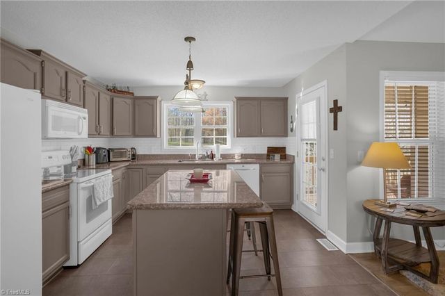 2287 Loflin Farlow Lane, Sophia, NC 27350