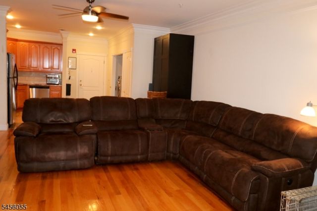 411 Chestnut St 3C, Newark City, NJ 07105