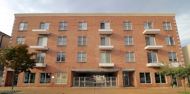 411 Chestnut St 3C, Newark City, NJ 07105
