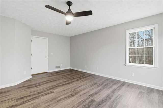 1101 Ashlin Drive, Woodstock, GA 30188