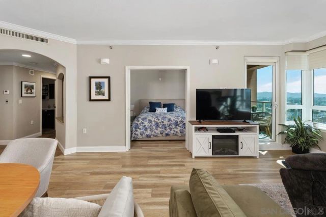 3890 Nobel Dr 1505, San Diego, CA 92122