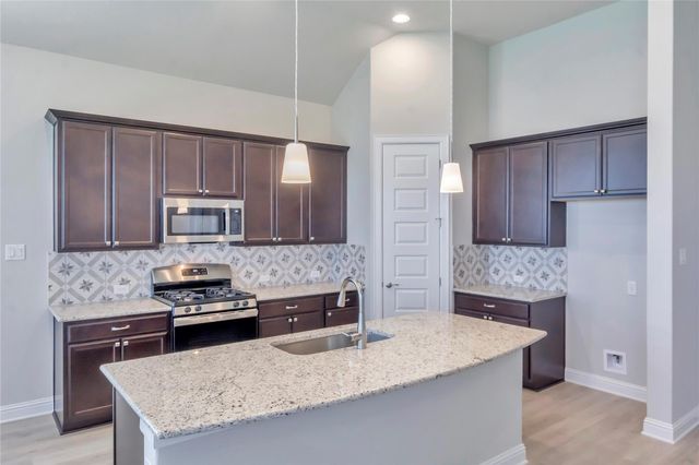 2140 Base Burner Path, Leander, TX 78641