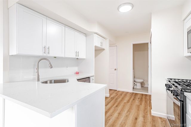 491 Ilyssa Way, Staten Island, NY 10312