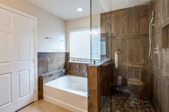 604 Hillside Circle, Little Elm, TX 75068