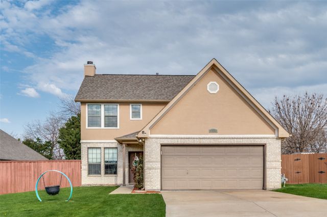 604 Hillside Circle, Little Elm, TX 75068