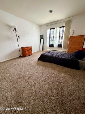 18 Yorkshire Court B, Manchester, NJ 08759