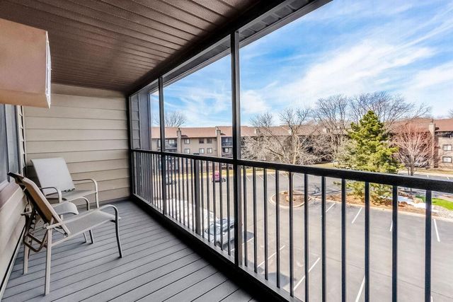 7501 W 101st Street 320, Bloomington, MN 55438