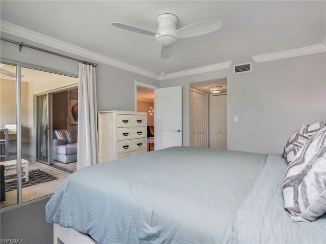 750 Mooring Line DR 203, Naples, FL 34102