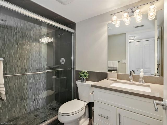 750 Mooring Line DR 203, Naples, FL 34102