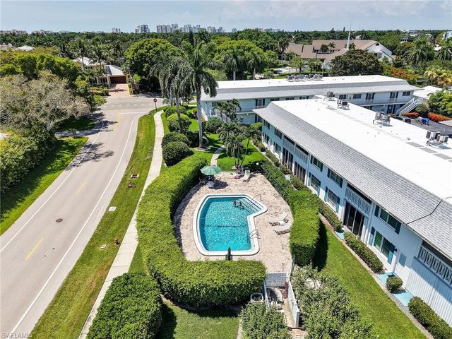 750 Mooring Line DR 203, Naples, FL 34102