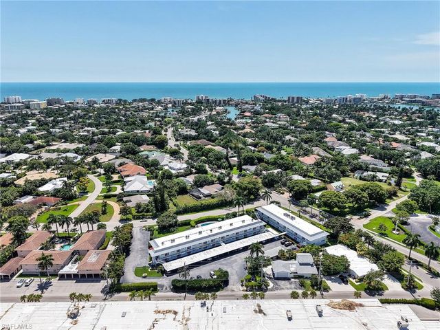 750 Mooring Line DR 203, Naples, FL 34102