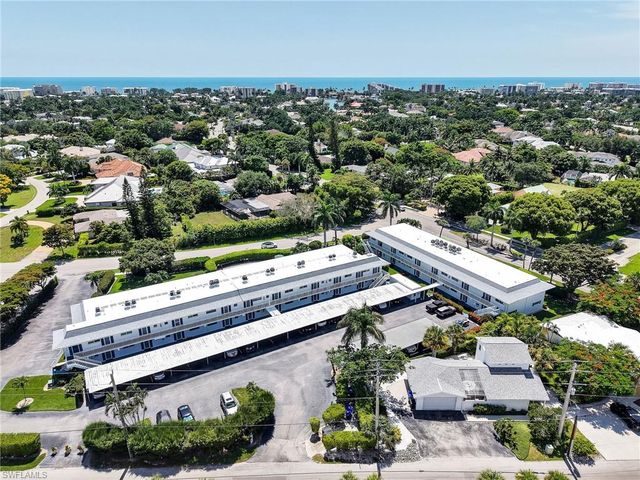 750 Mooring Line DR 203, Naples, FL 34102