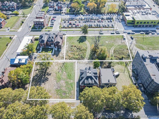 88 E Philadelphia Street, Detroit, MI 48202