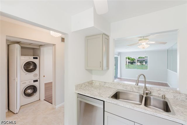 6300 S Pointe BLVD 327, Fort Myers, FL 33919