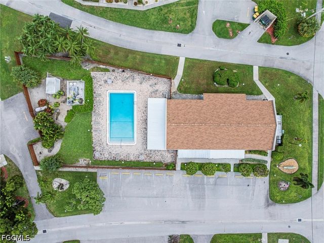 6300 S Pointe BLVD 327, Fort Myers, FL 33919