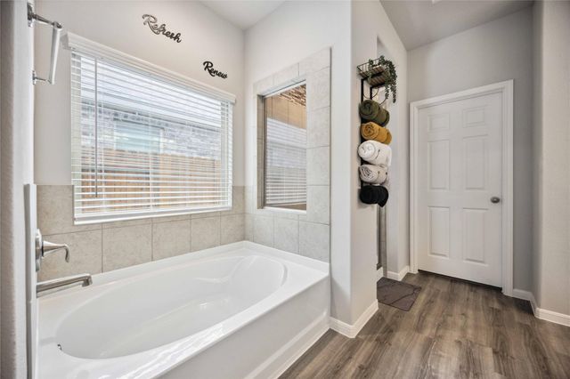 2413 Sequoia Grove Drive, Rosharon, TX 77583