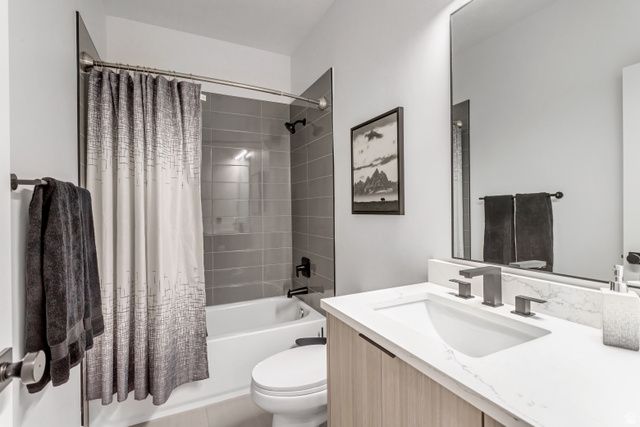 919 E ROCKY MOUTH LN, Draper, UT 84020