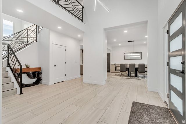 919 E ROCKY MOUTH LN, Draper, UT 84020