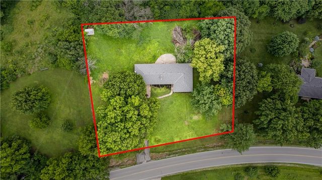 17029 Springdale Road, Leavenworth, KS 66048