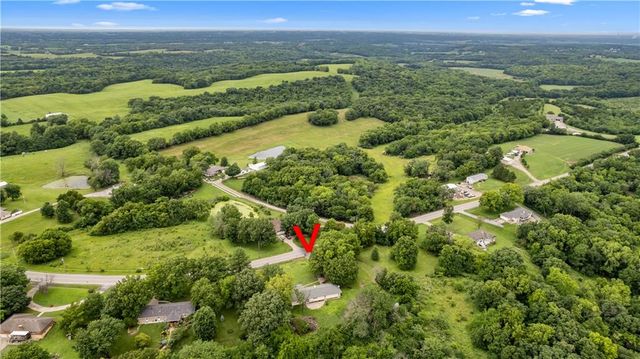 17029 Springdale Road, Leavenworth, KS 66048