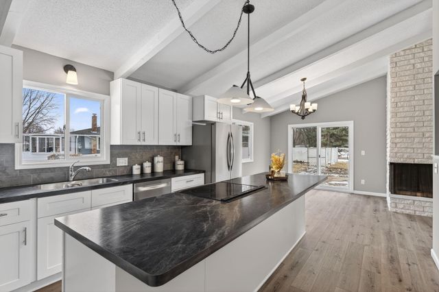 2702 Erin Lane NE, Rochester, MN 55906