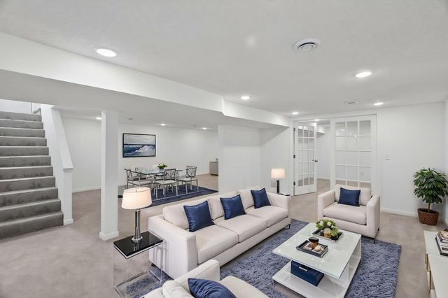 2702 Erin Lane NE, Rochester, MN 55906