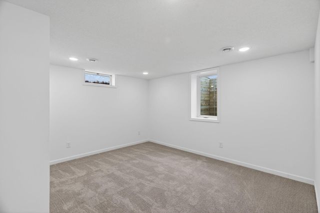 2702 Erin Lane NE, Rochester, MN 55906