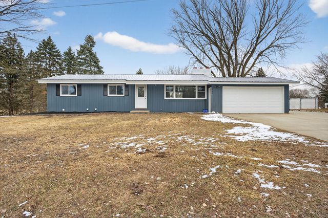 2702 Erin Lane NE, Rochester, MN 55906