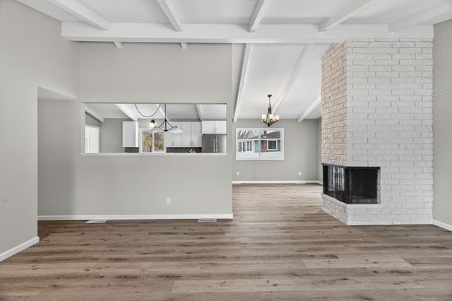 2702 Erin Lane NE, Rochester, MN 55906