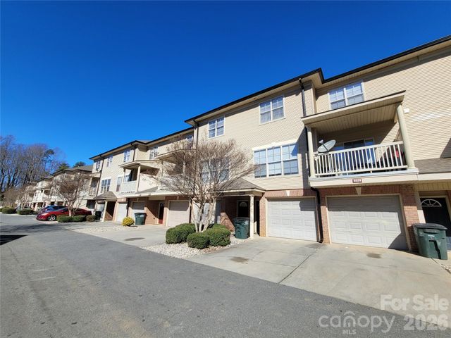 6525 Quarterbridge Lane, Charlotte, NC 28262