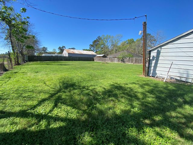 TBD E Clayton Street, Dayton, TX 77535