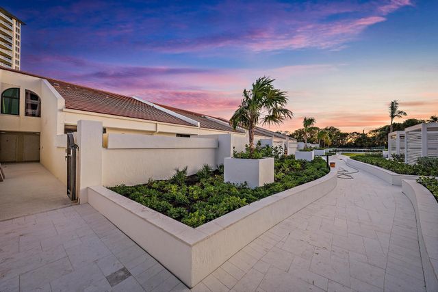 3970 N Ocean Drive 6, Singer Island, FL 33404
