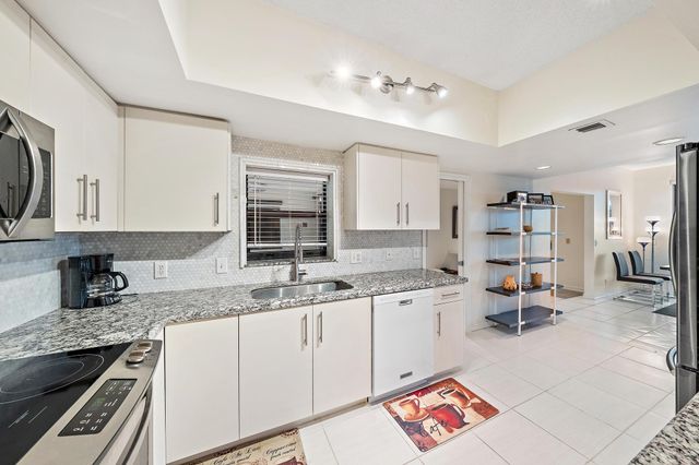 3970 N Ocean Drive 6, Singer Island, FL 33404