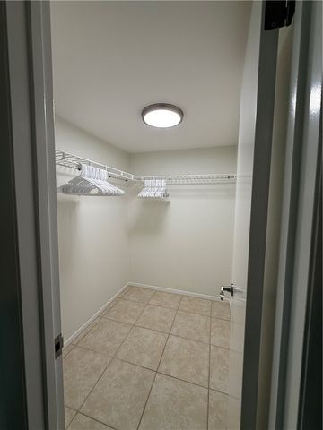 1100 Ponce De Leon Circle E307, Vero Beach, FL 32960