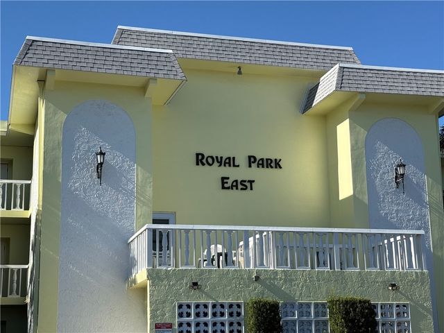 1100 Ponce De Leon Circle E307, Vero Beach, FL 32960