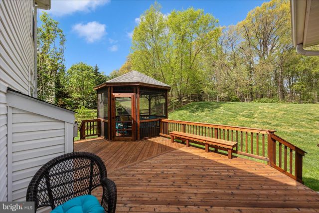 24322 RED BLAZE DR, Damascus, MD 20872