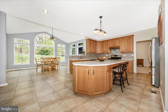 24322 RED BLAZE DR, Damascus, MD 20872