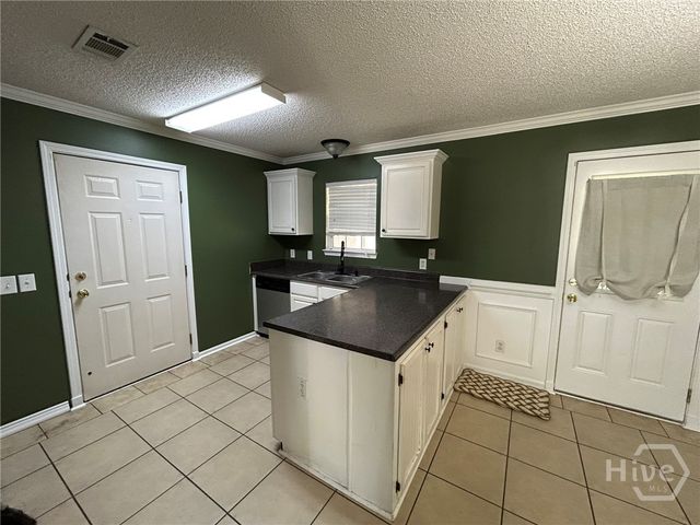 121 Calico Ct, Midway, GA 31320